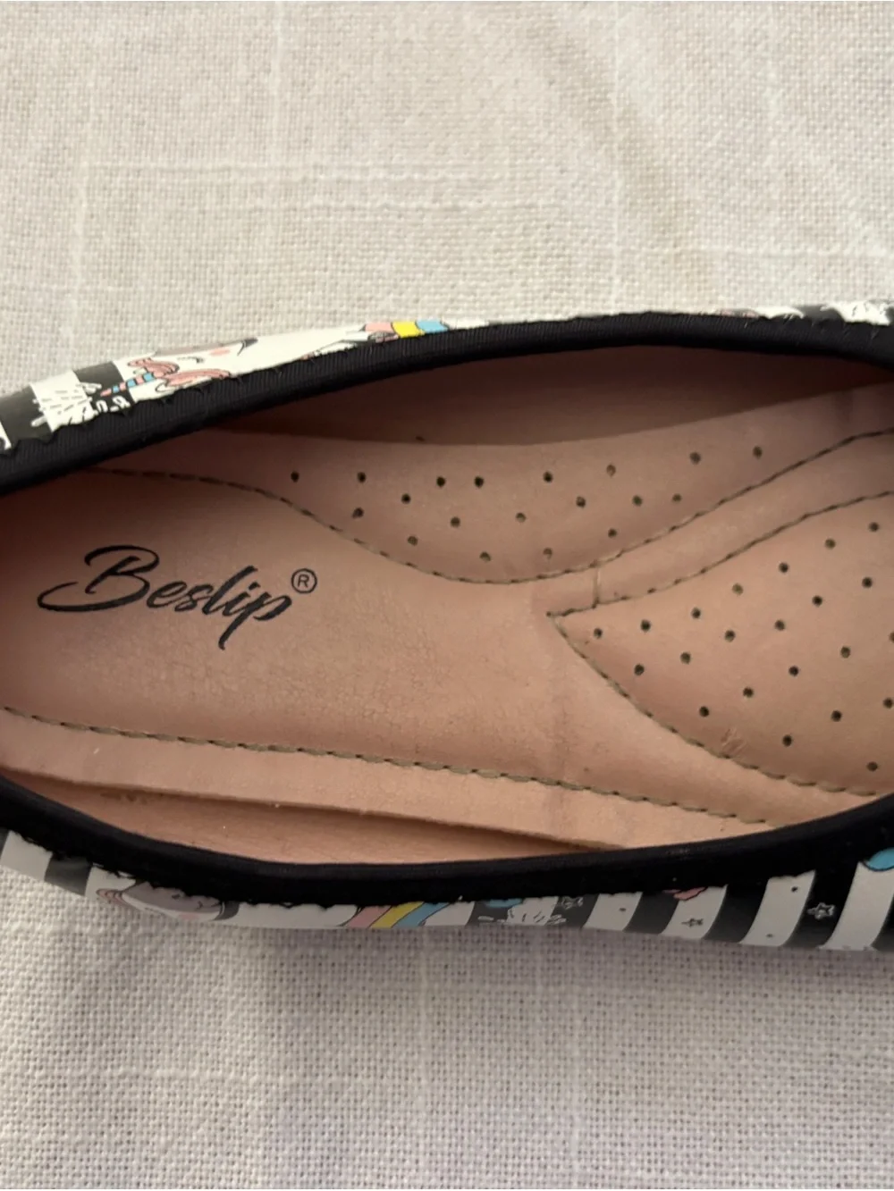 Kids' Unicorn Rainbow Ice Cream Print Ballet Flats - Black & White